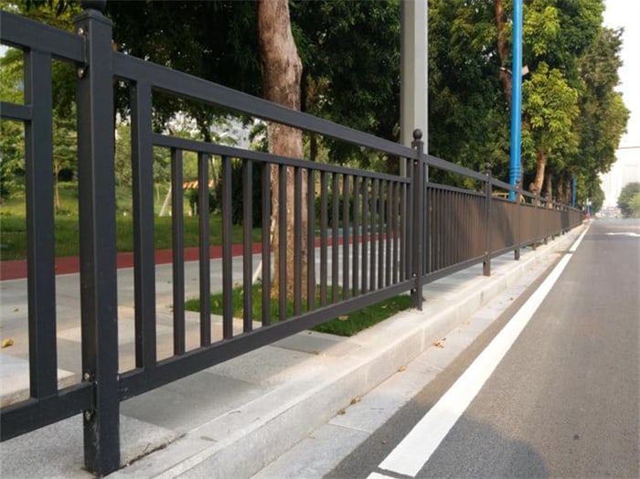 人行道護(hù)欄