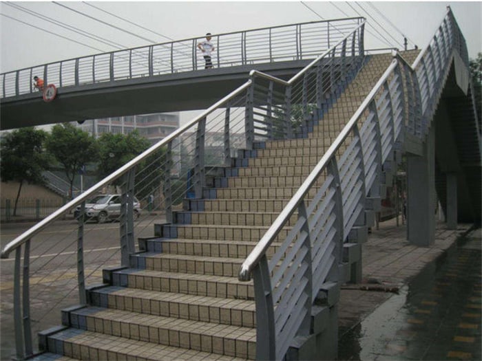 天橋護(hù)欄