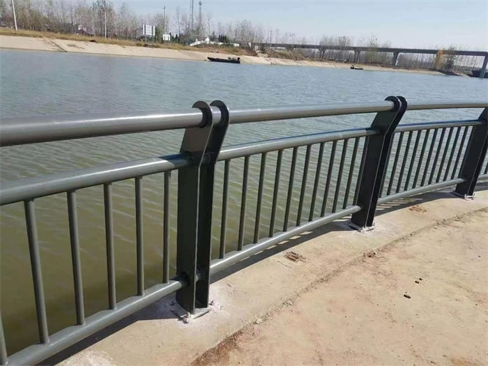 河道護(hù)欄